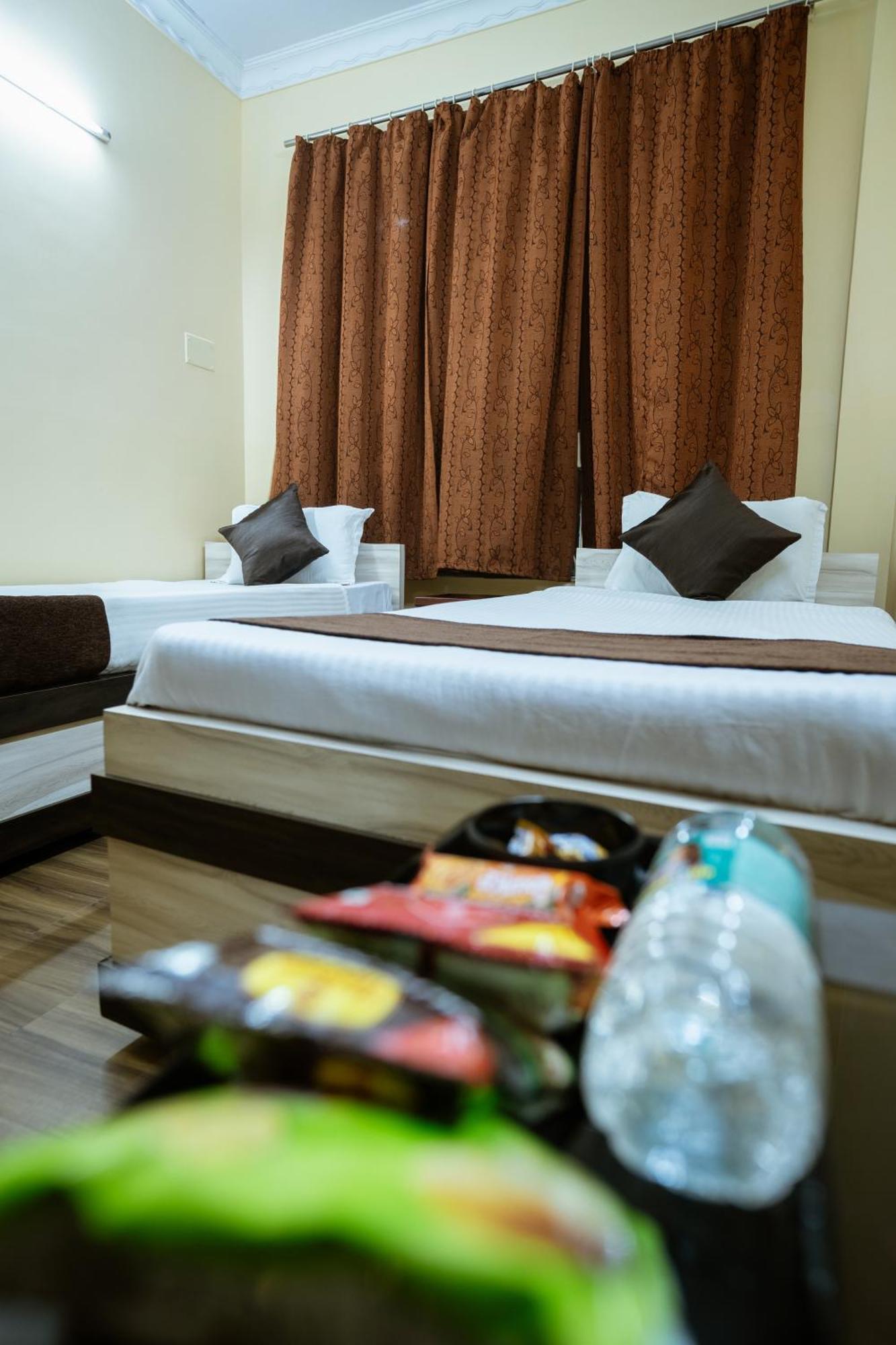 Hotel Ta-Tin Durgāpur エクステリア 写真