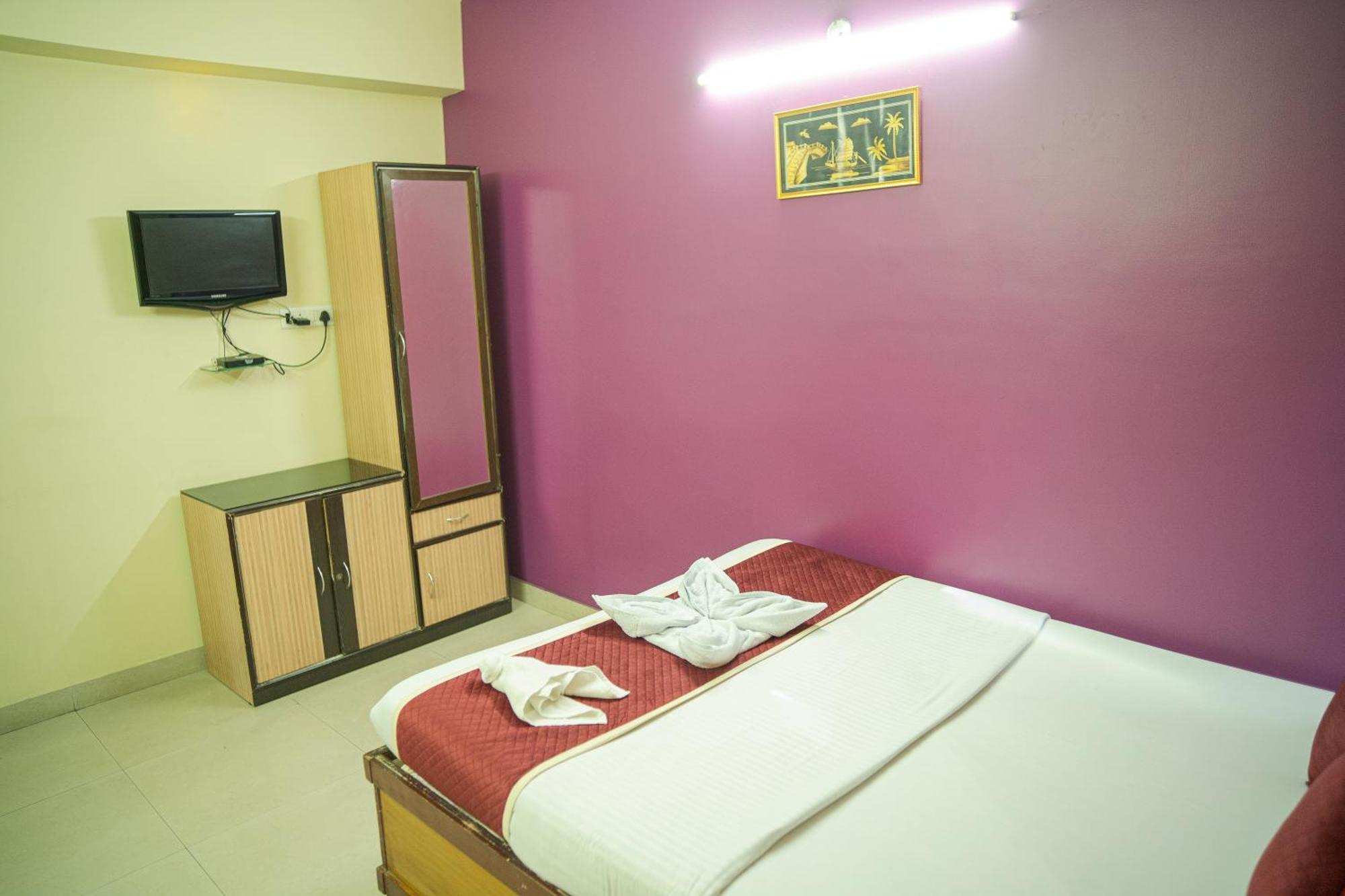 Hotel Ta-Tin Durgāpur エクステリア 写真