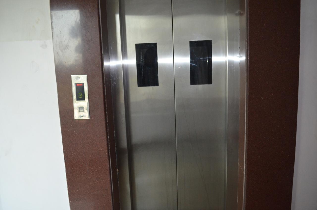 Hotel Ta-Tin Durgāpur エクステリア 写真